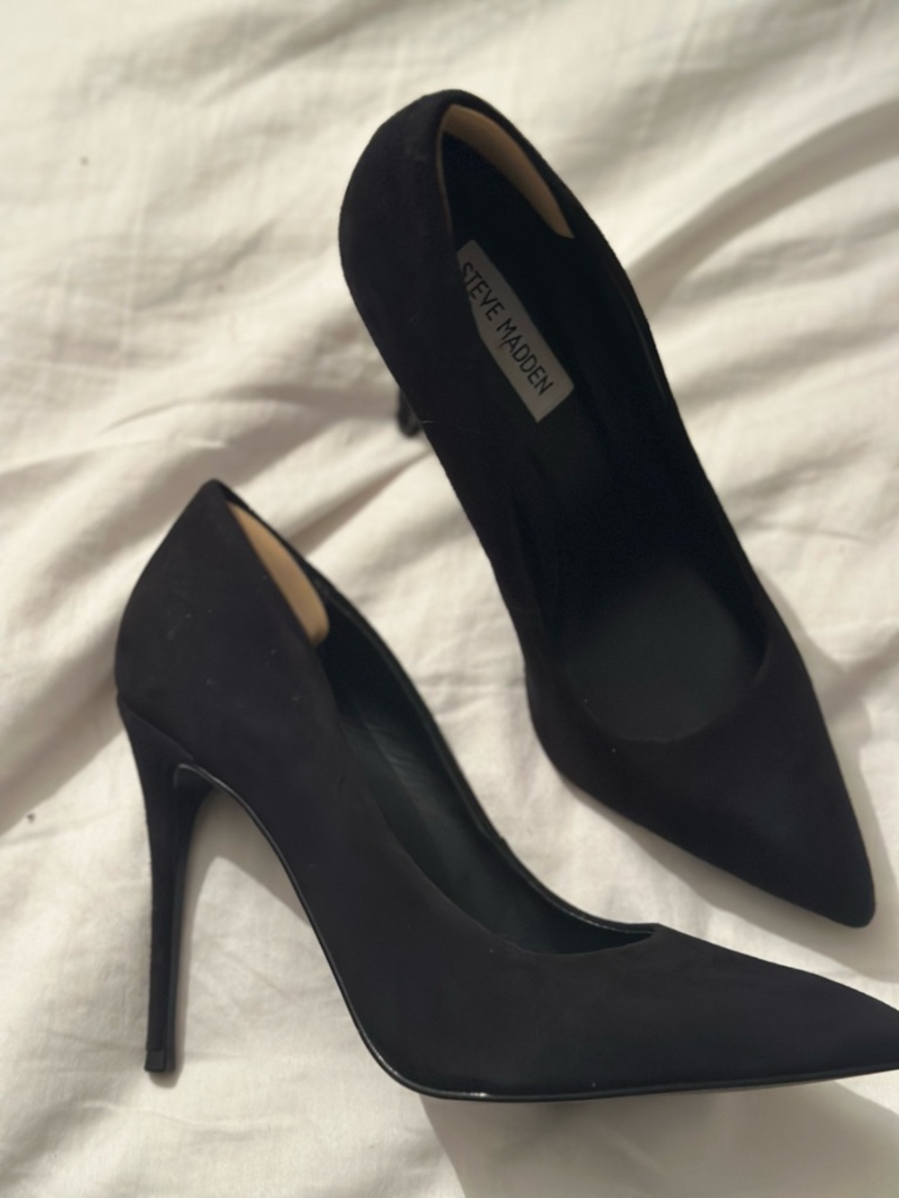 Steve Madden Black Suede Pointed-Toe Stiletto Heel - size 7.5